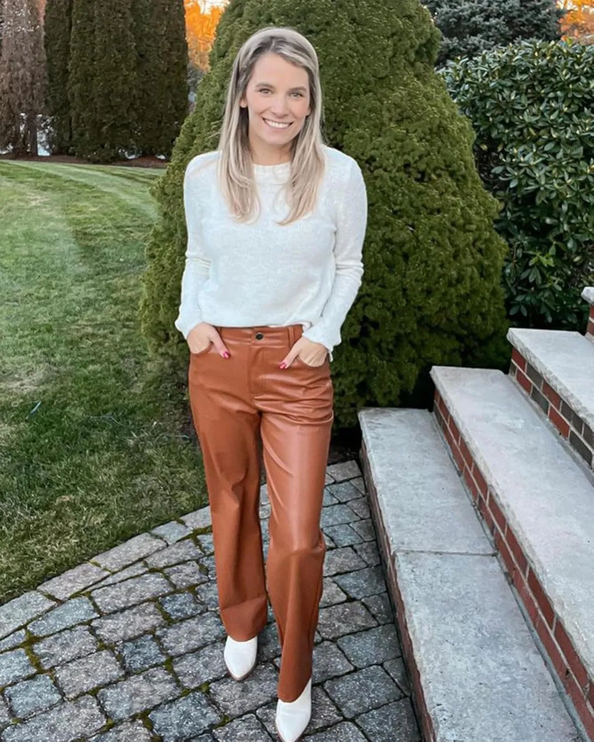 Women's Faux Leather Pants Button PU Jeans Straight Wide Leg Trousers with Pockets